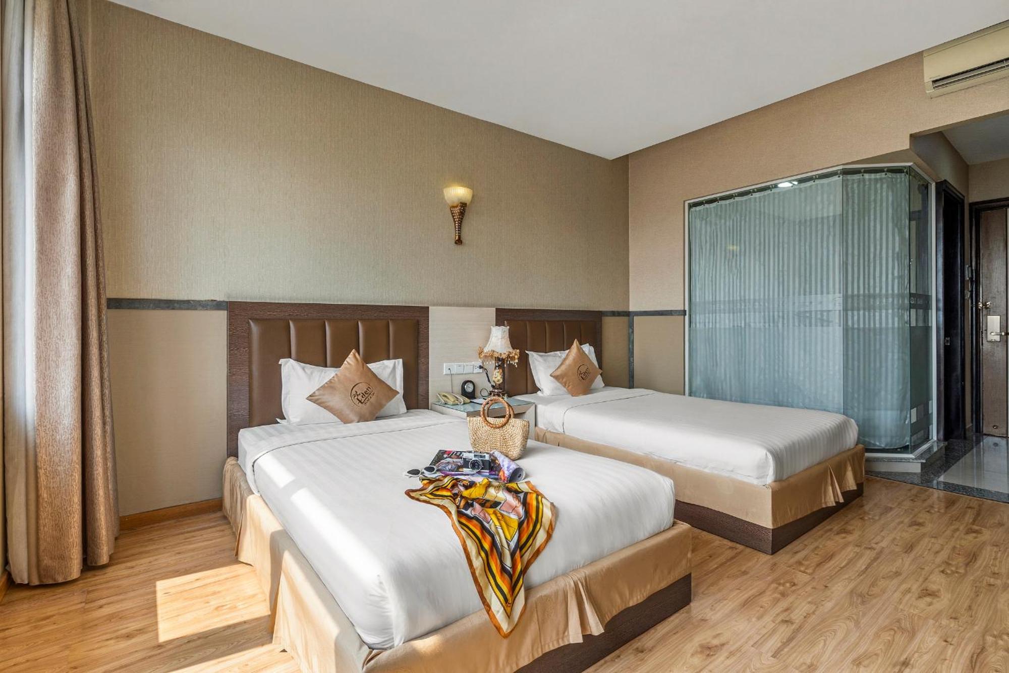 Hotel Eden Plaza 4*