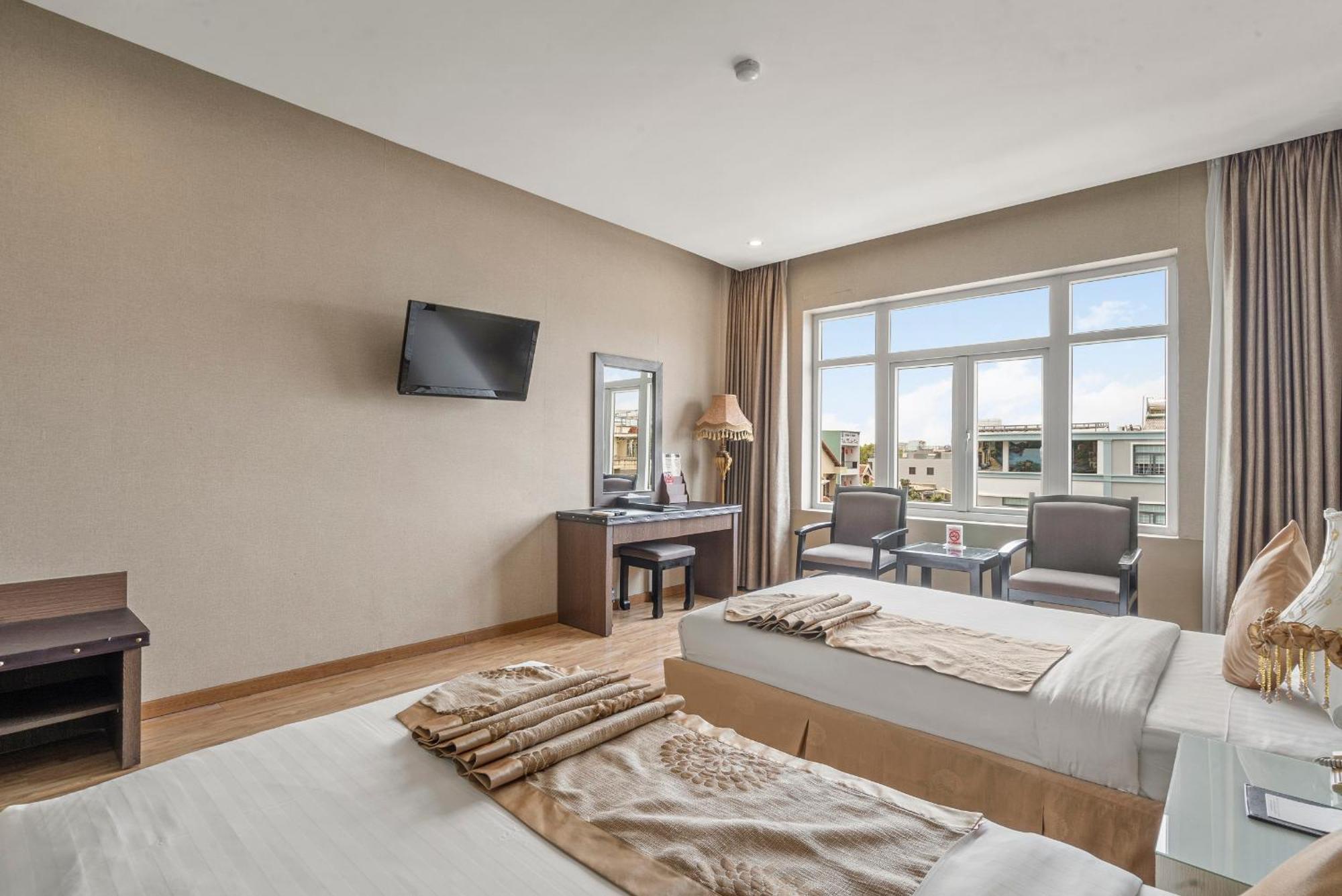 Eden Plaza 4* Da Nang