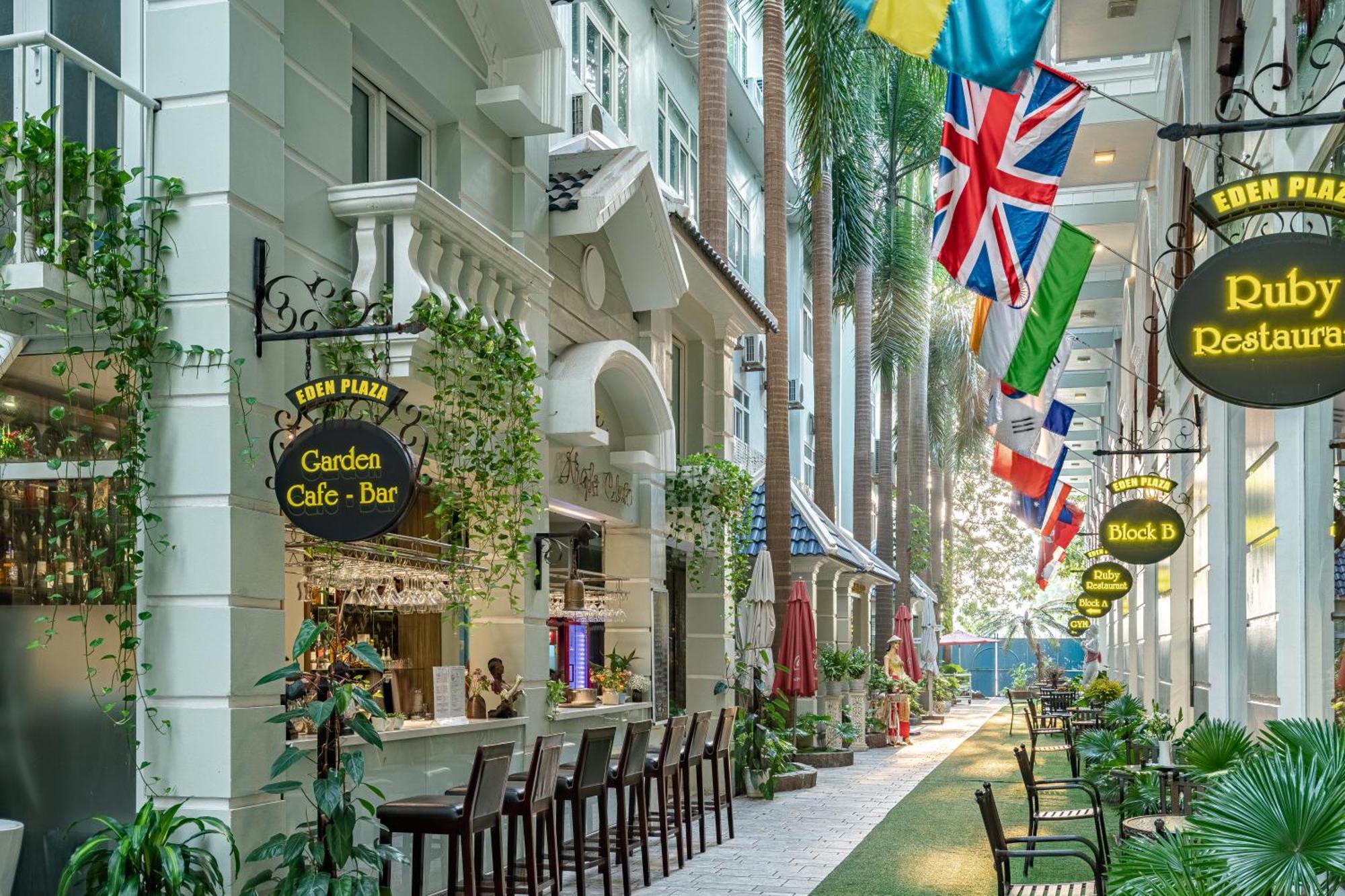 Hotel Eden Plaza 4*
