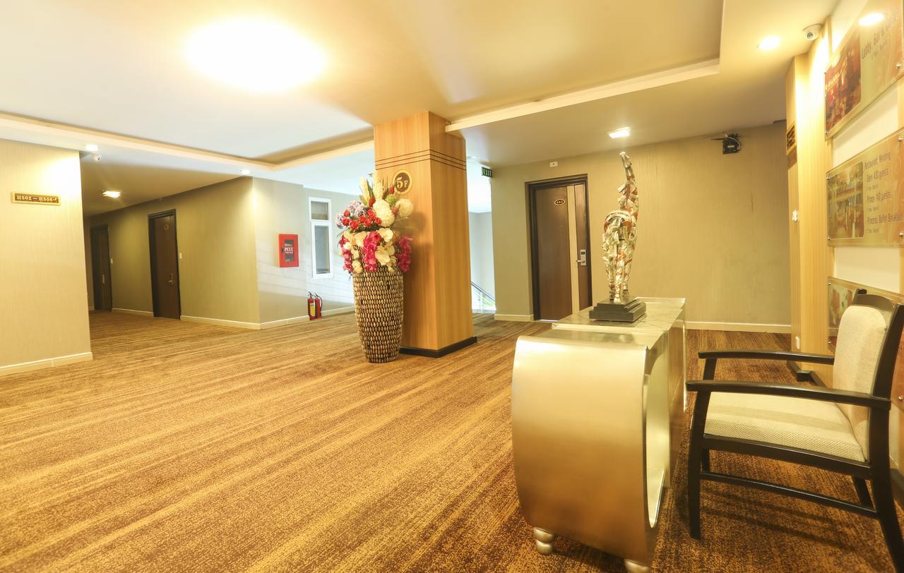 Hotel Eden Plaza 4*